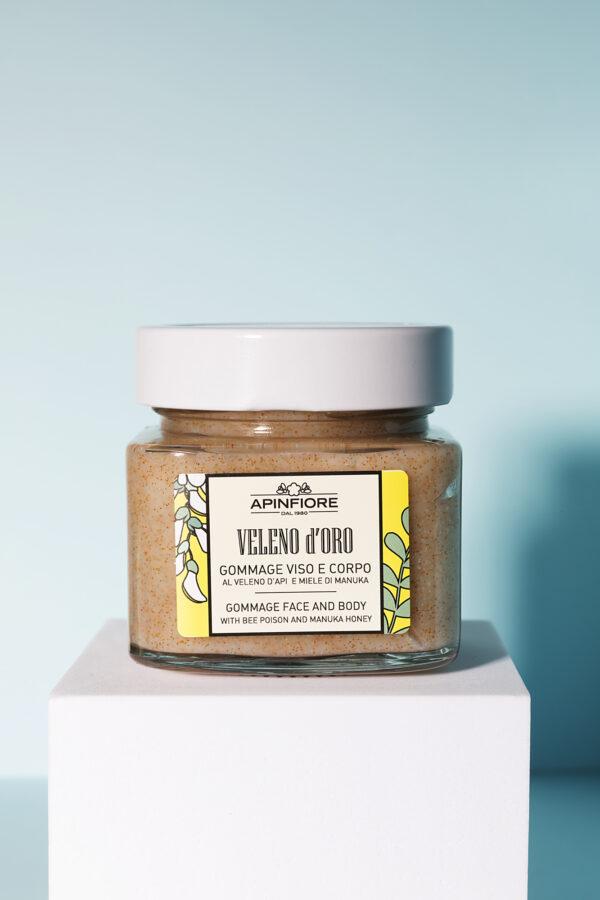 Veleno d'Oro Face and Body Scrub - Super Moisturizing Exfoliator