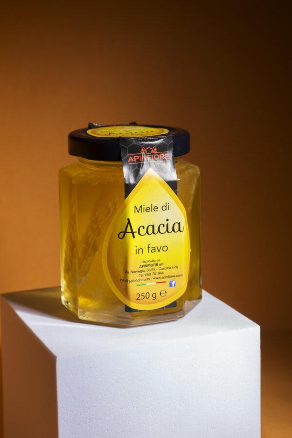 Italian Acacia Honey in Honeycomb Jar - Image 4