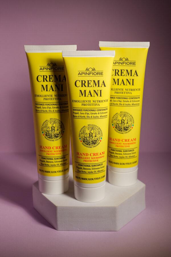 Set mit 3 Teilen pflegende schützende Handcreme -10%